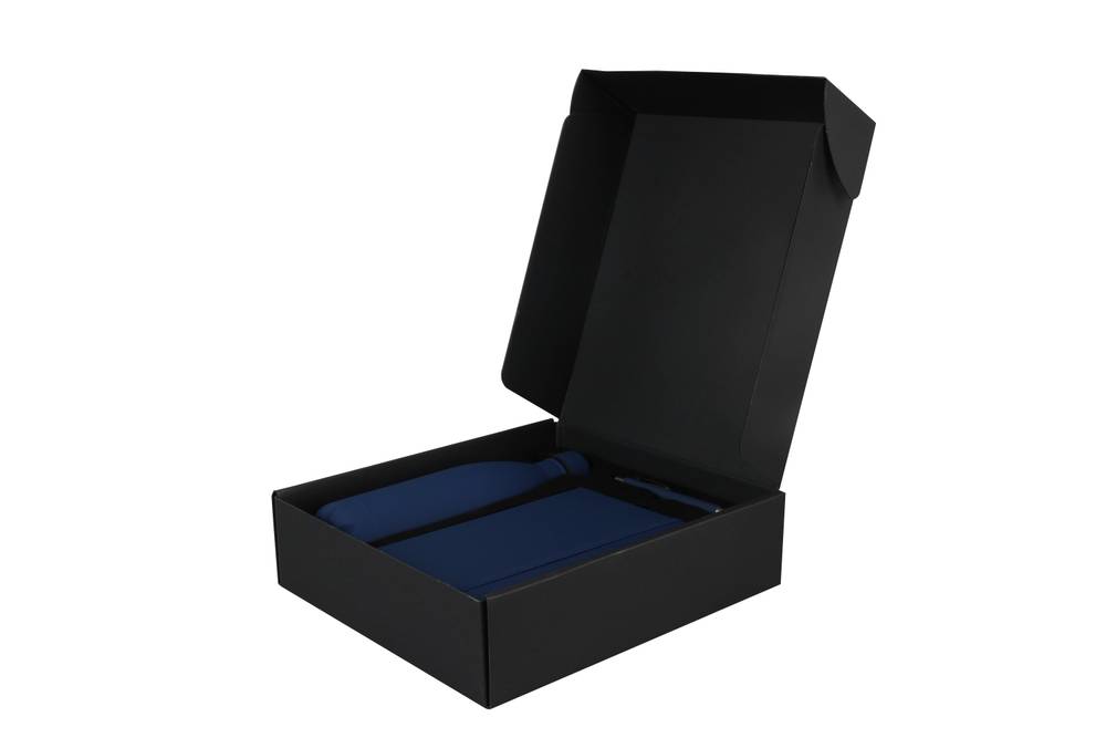 Blue Corporate Gift Set - Stylish Bottle, Notebook, and Pen in a black box, ideal for premium business and office gift solutions.