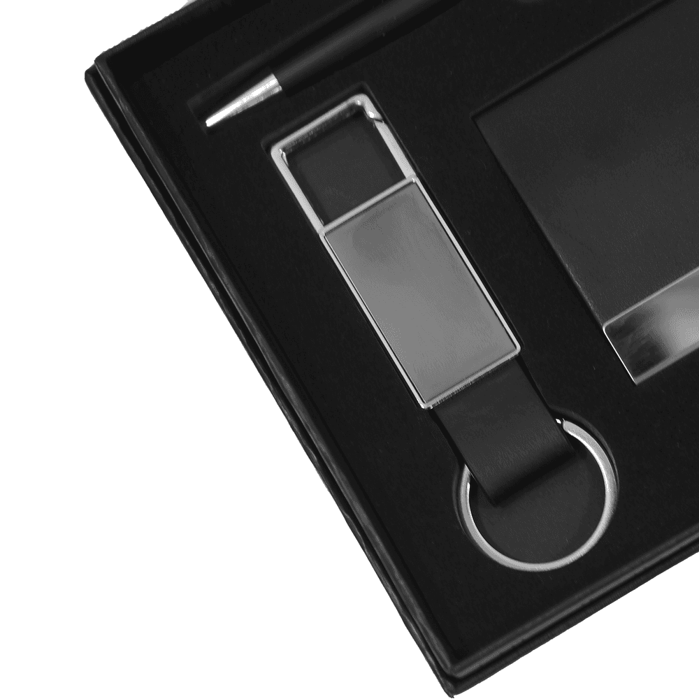 Close-up of metal and leather keychain from Corporate Gift Set. Sleek design suited for professional and promotional use.